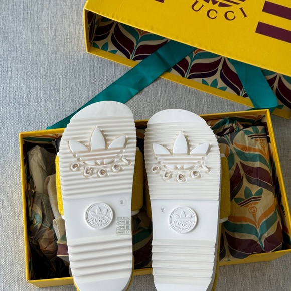 NIB Adidas x Gucci Slide GG women's Platform Sandals yellow Made in Italy - Picture 6 of 6